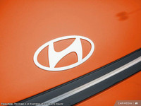 This Hyundai Kona has a durable Intercooled Turbo Regular Unleaded I-4 1.6 L/98 engine powering this... (image 6)