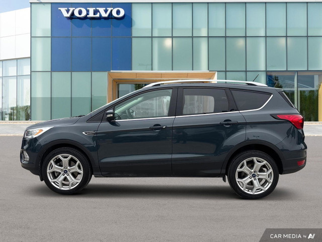 2019 Ford Escape Titanium Roof | Power Tailgate | Leather in Cars & Trucks in Winnipeg - Image 3