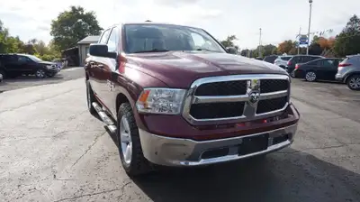 5.7 Litre Hemi V-8, 4-door, 6-passenger crew cab 4x4 Pickup, power steering, power brakes, air, crui...