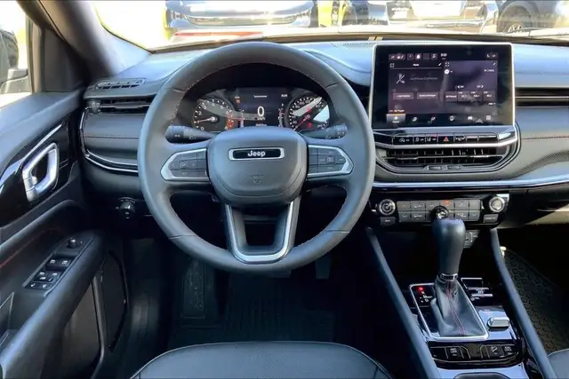 2023 Jeep Compass 4WD TRAILHAWK in Cars & Trucks in Edmonton - Image 6