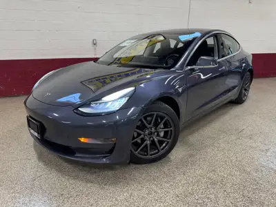 EQUIPPED WITH: BLUETOOTH - NAVIGATION - BACKUP CAMERA - DUAL POWER SEATS - TRAFFIC AWARE CRUISE CONT...