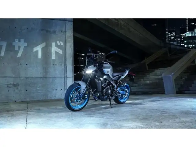 2025 Yamaha 2025 MT-09 RESERVE PAR TELEPHONE in Street, Cruisers & Choppers in Laval / North Shore - Image 36