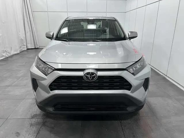 2024 Toyota RAV4 LE AWD - SIEGES CHAUFFANTS - BLUETOOTH in Cars & Trucks in Québec City - Image 3