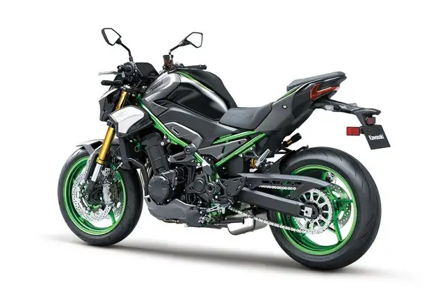 2025 KAWASAKI Z900 SE in Street, Cruisers & Choppers in Laval / North Shore - Image 4