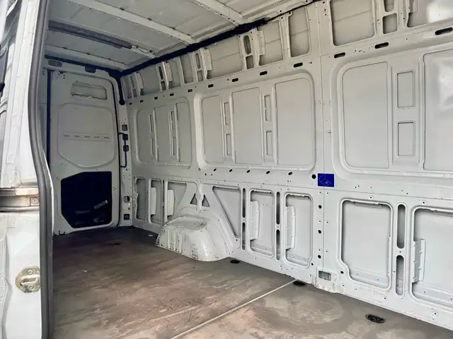 2021 Mercedes-Benz Sprinter Cargo 3500XD High Roof V6 170" DIESE in Cars & Trucks in City of Toronto - Image 19