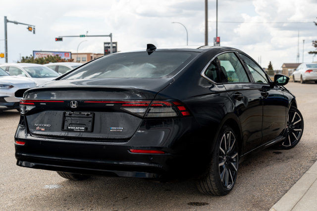 2025 Honda Accord Hybrid Touring in Cars & Trucks in Edmonton - Image 2