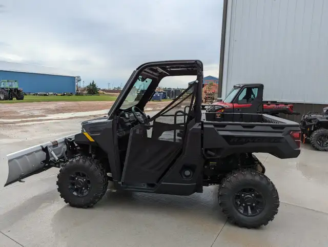 2024 POLARIS RANGER 1000 EPS (FINANCING AVAILABLE) in ATVs in Kelowna - Image 5
