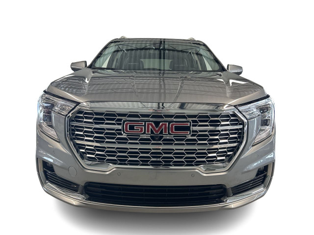 2023 GMC Terrain Denali, 4X4, Cuir, Nav, Toit, Carplay, Bluetoot in Cars & Trucks in City of Montréal - Image 4