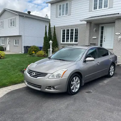 2012 Nissan Altima SR