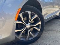 Discover the perfect combination of comfort, style, and practicality with this 2017 Chrysler Pacific... (image 1)