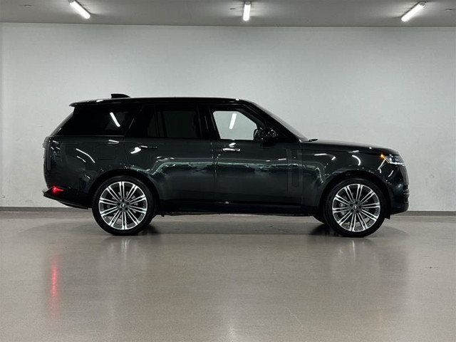 2023 Land Rover NEW RANGE ROVER P530 SE SWB in Cars & Trucks in City of Montréal - Image 3