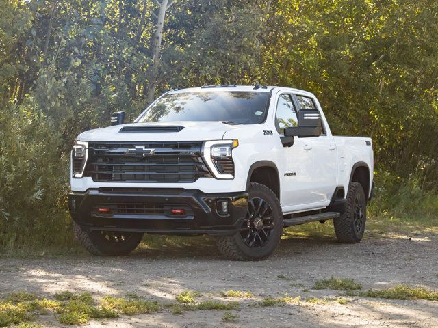 2025 Chevrolet Silverado 2500HD LT in Cars & Trucks in Edmonton