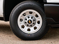 Welcome To Sherwood Park Chevrolet. The #1 Volume Chevrolet Dealer in Canada. This Chevrolet SILVERA... (image 5)