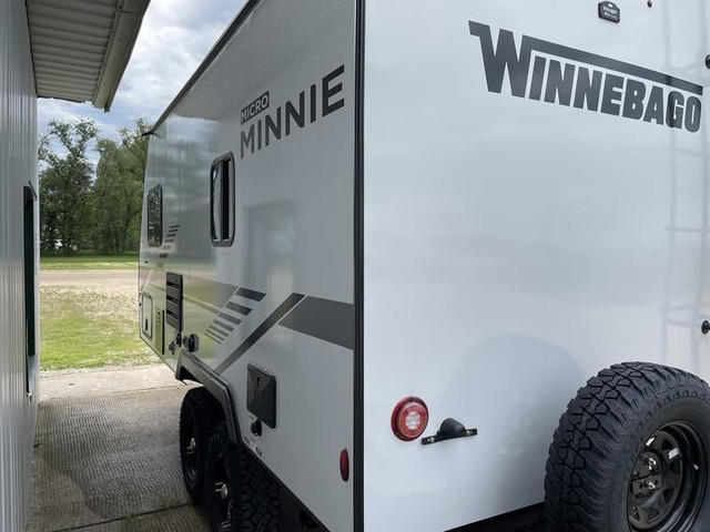 2022 Winnebago Micro Minnie 1708FB in Travel Trailers & Campers in Portage la Prairie - Image 4