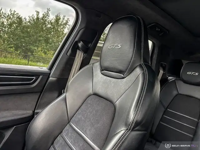 2023 Porsche Cayenne GTS | PREMUIM PKG | MATRIX HEADLIGHTS dans Autos et camions dans Comté de Strathcona - Image 26