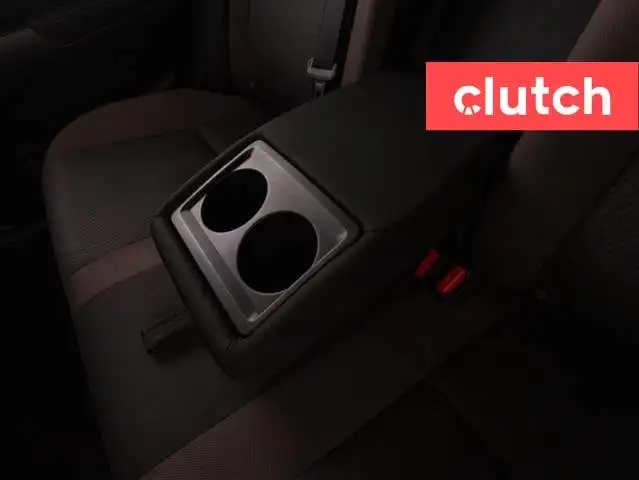 2017 Toyota Corolla LE w/ Front Heated Seats, Rearview Cam, Clim in Cars & Trucks in Ottawa - Image 19