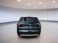 This 2017 Ford Escape SE EcoBoost offers exceptional comfort and reliability with low kilometers and... (image 2)