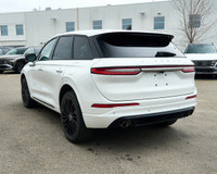 This Lincoln Corsair has a dependable Intercooled Turbo Premium Unleaded I-4 2.0 L/122 engine poweri... (image 2)