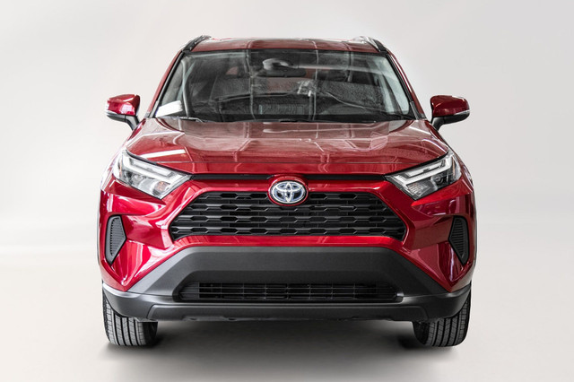 2024 Toyota RAV4 Hybrid XLE | AWD | TOIT OUVRANT | CAMERA | CARP in Cars & Trucks in City of Montréal - Image 2