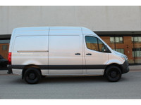 2020 MERCEDES SPRINTER 2500 -- 144 - HIGH ROOF -- 3.0L V6 DIESEL ENGINE !!! ONLY 43,000 KM!!! , YES... (image 5)