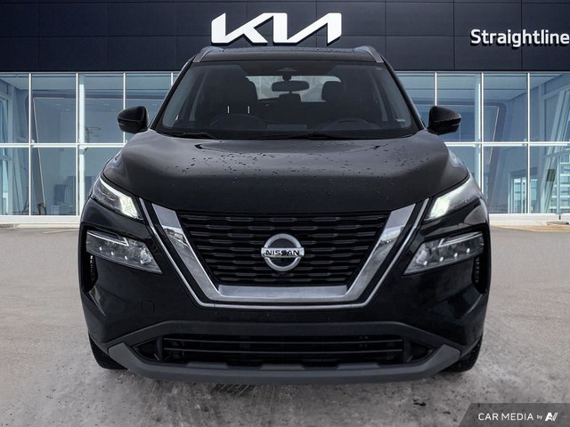 2021 Nissan Rogue SV in Cars & Trucks in Medicine Hat - Image 3
