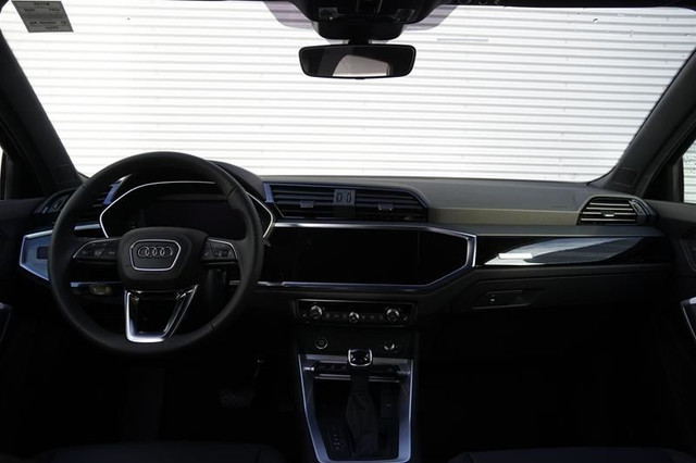 2024 Audi Q3 Komfort 45 TFSI quattro in Cars & Trucks in Calgary - Image 2