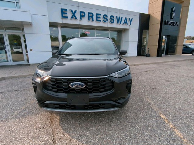 2023 Ford Escape ST-Line HYBRID, ST-LINE, HEATED STEERING WHEEL, in Cars & Trucks in Stratford - Image 2