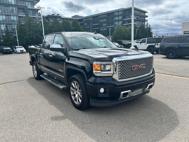 2015 GMC Sierra 1500 DENALI | LEATHER | 5.3L V8 | JUST IN | in Cars & Trucks in Oakville / Halton Region