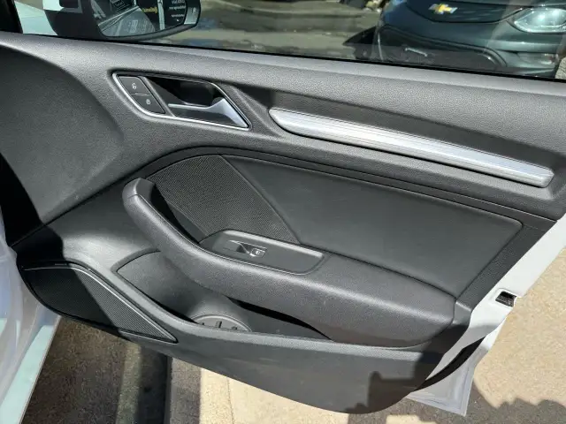 2018 Audi A3 TECHNIK, LOW KM, B&O STEREO, NAV, BACK-UP CAM! in Cars & Trucks in Ottawa - Image 39