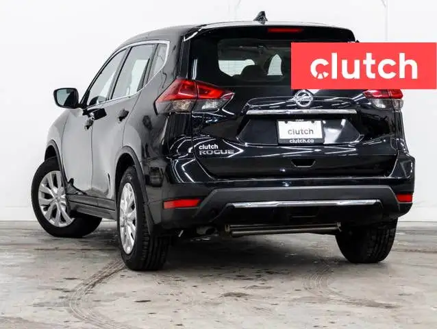 2019 Nissan Rogue S w/ Apple CarPlay & Android Auto, Rearview Ca dans Autos et camions dans Ottawa - Image 7
