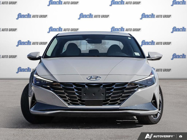 2022 Hyundai Elantra Ultimate Tech w/Two-Tone Interior two to... in Cars & Trucks in London - Image 2
