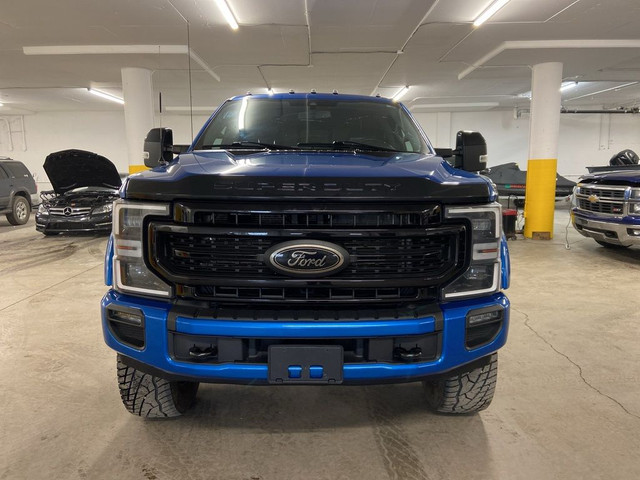 2021 Ford F-350 LARIAT FX4 BLACK PKG PANO 5TH WHEEL PREP 8' Box in Cars & Trucks in Calgary - Image 2