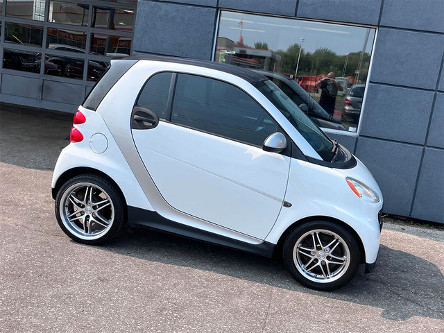 2014 smart Fortwo BRABUS WHEELS|LEATHER|BLUETOOTH in Cars & Trucks in City of Toronto