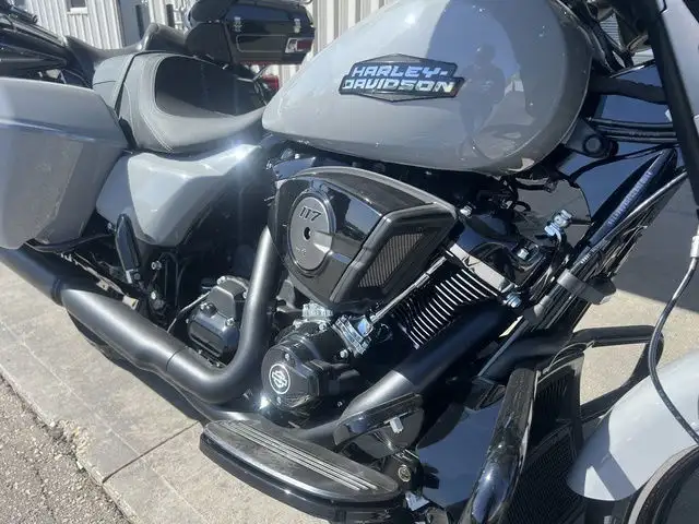 2025 Harley-Davidson FLHX - Street Glide in Sport Touring in Winnipeg - Image 6