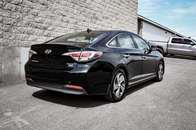 2017 Hyundai Sonata Hybrid Limited - Sunroof in Cars & Trucks in Ottawa - Image 3