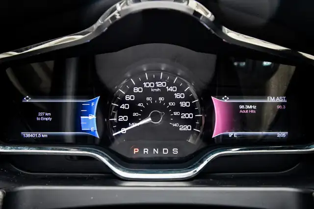 2014 Lincoln MKT ECOBOOST in Cars & Trucks in Ottawa - Image 22