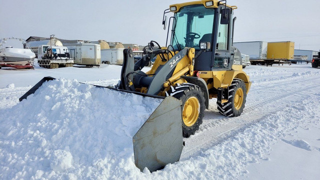 2007 John Deere 244J Wheel Loader in Farming Equipment in Lloydminster - Image 3