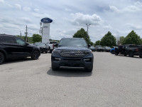 Leather Seats! This 2022 Explorer is ready to go beyond your expectations, designed to help you play... (image 1)