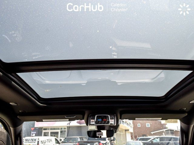 2025 Ram 1500 Sport 4x4 Crew Cab 5'7 Box Pano Sunroof 12Display in Cars & Trucks in Mississauga / Peel Region - Image 3