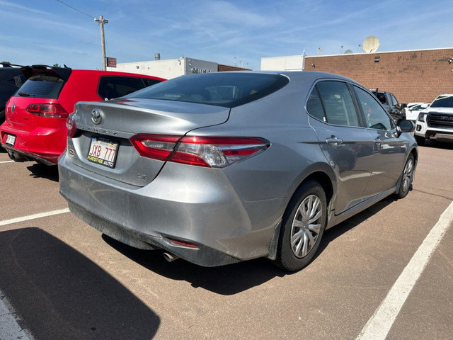 2019 Toyota Camry LE - Apple CarPlay in Cars & Trucks in Moncton - Image 4
