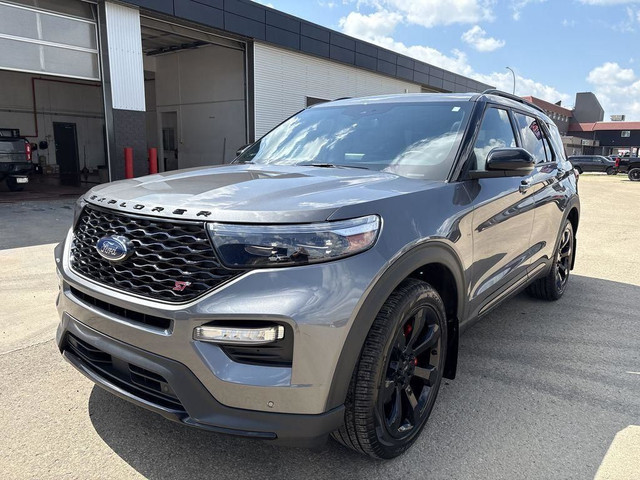 2022 Ford Explorer ST in Cars & Trucks in Edmonton - Image 2