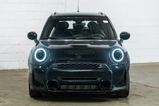 2024 MINI 5 Door Cooper S | Esprit urbain | Premier Line 2.0 in Cars & Trucks in City of Montréal - Image 2