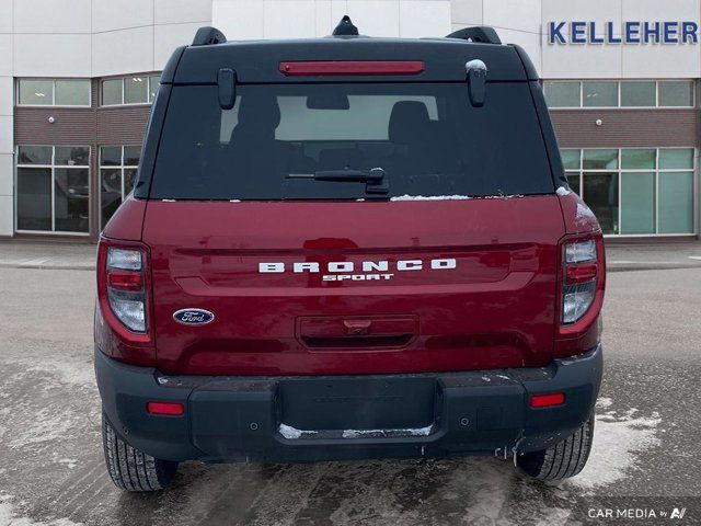 2025 Ford Bronco Sport Outer Banks in Cars & Trucks in Brandon - Image 4
