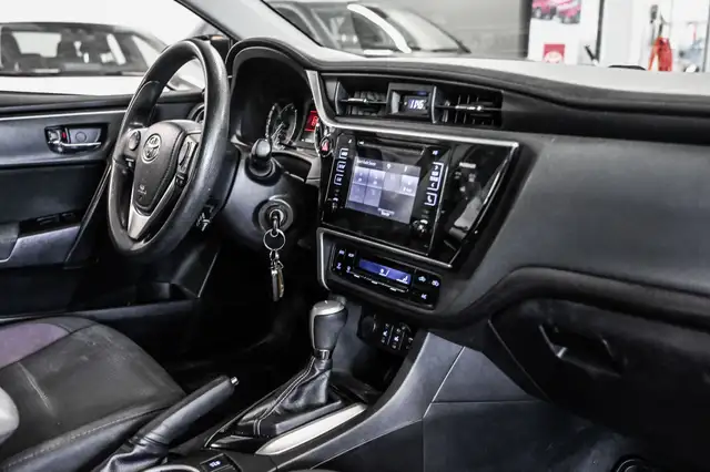2017 Toyota Corolla LE | Caméra de recul | Climatisation | Bluet in Cars & Trucks in City of Montréal - Image 30