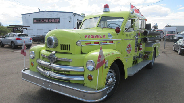 1954 SEAGRAVE PUMPER FIRE TRUCK in Cars & Trucks in Edmonton - Image 2