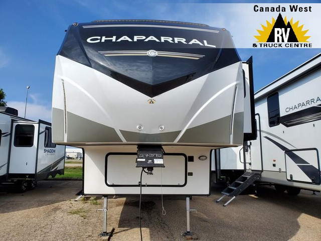 2022 Coachmen Chaparral 360IBL in Travel Trailers & Campers in Saskatoon