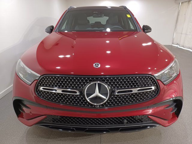2025 Mercedes-Benz GLC GLC 300 in Cars & Trucks in Regina - Image 3