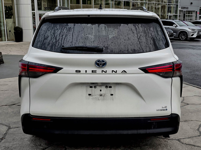  2022 Toyota Sienna LE 8-Passenger FWD/HYBRID in Cars & Trucks in City of Toronto - Image 3