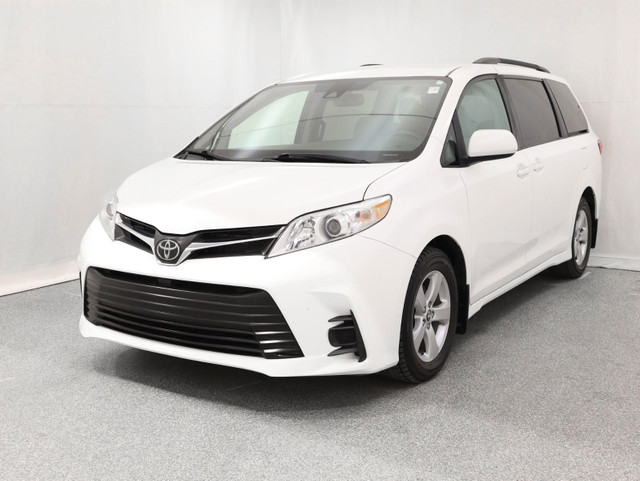 2018 Toyota Sienna LE 8 PLACES, BLUETOOTH, SIÈGES CHAUFFANTS in Cars & Trucks in Longueuil / South Shore