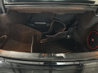 Decouvrez le parfait equilibre entre puissance, luxe et style avec cette Chrysler 300 S 2018 au fini... (image 6)